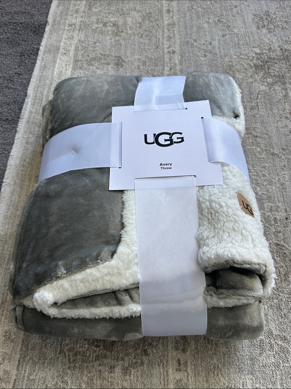 UGG Avery Reversible Throw, 50" x 70". Seal Gray color. NWT’s.